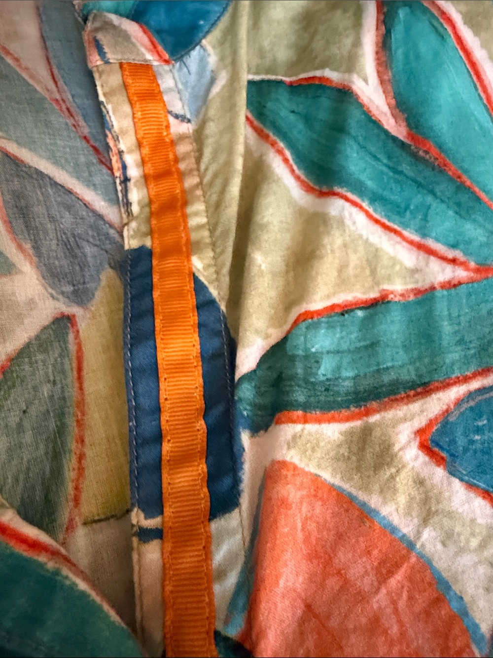 Flowy Abstract Leaf Tunic Multicolor - Picture 6 of 6